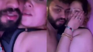 بيمسك اخت مراته يفرتك كسها نيك