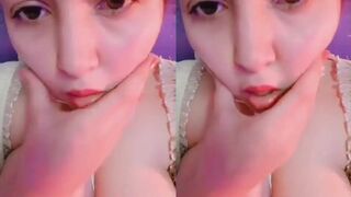 شرموطه بتضرب نفسها على الكامب سكس تعنيف