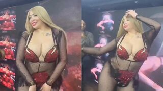 الراقصه السكسي ترقص بشهوة بجسمها الكرباج