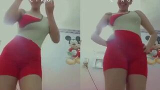 تلعب بزازها القشطة و تتناك من الفحل القليوبية